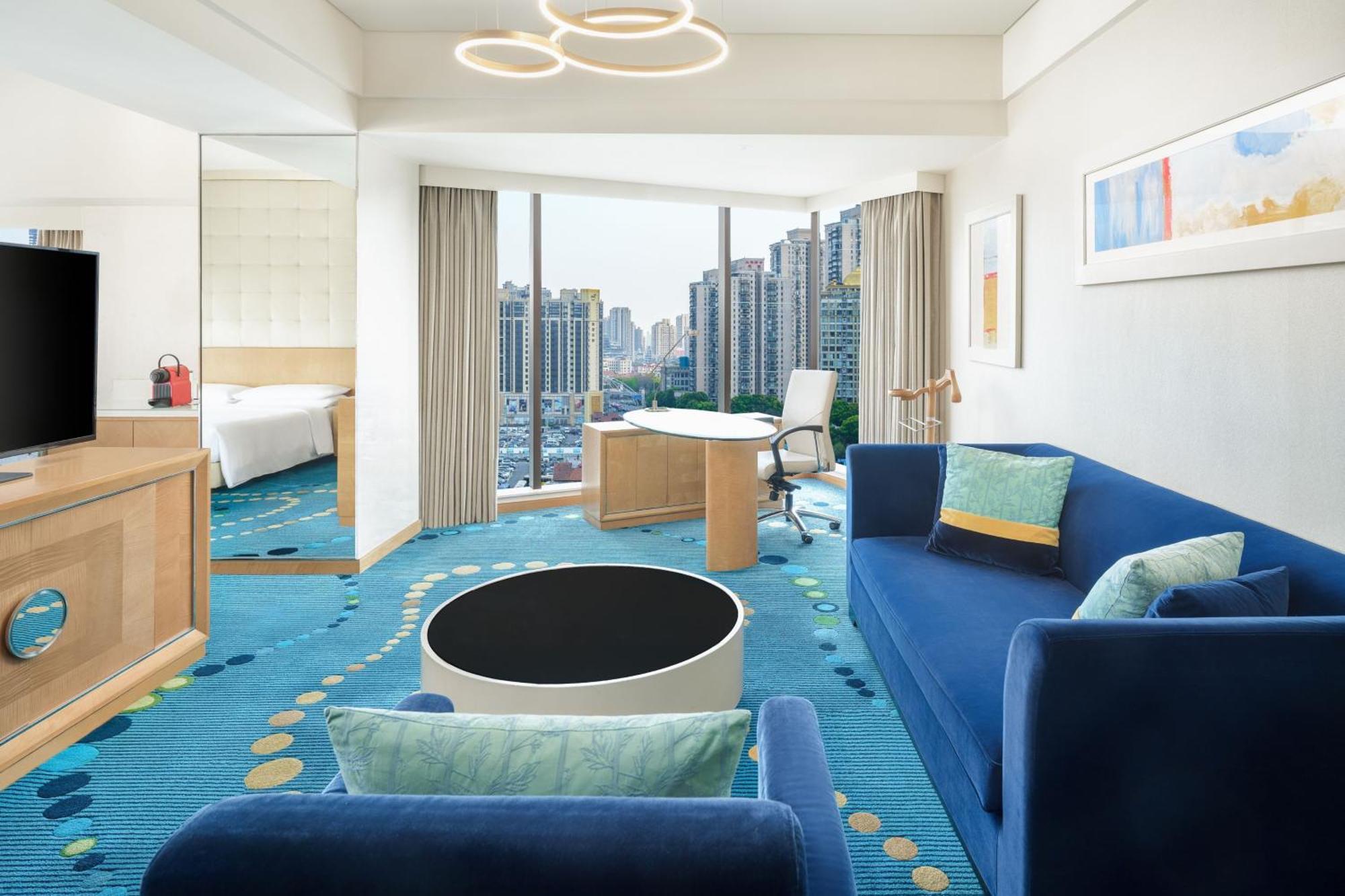 فندق رونيسانس شنغهاي يو غاردن  شانغهاي المظهر الخارجي الصورة A room at the hotel